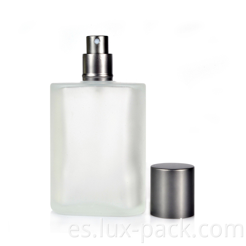 Mande para el al por mayor Mini botellas de perfume de vidrio spray de vidrio recargable 50 ml de vidrio